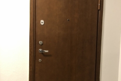 Även väggarna målades vita för att lyfta trapphuset ytterliggare och ge det en modernare look.